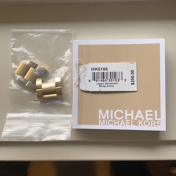 Michael Kors watch - Picture 7 of 7